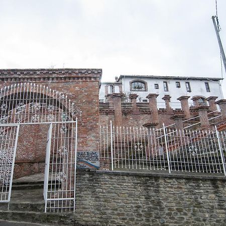 B&B I Colori Dell'Arcobaleno Belvedere Langhe ภายนอก รูปภาพ